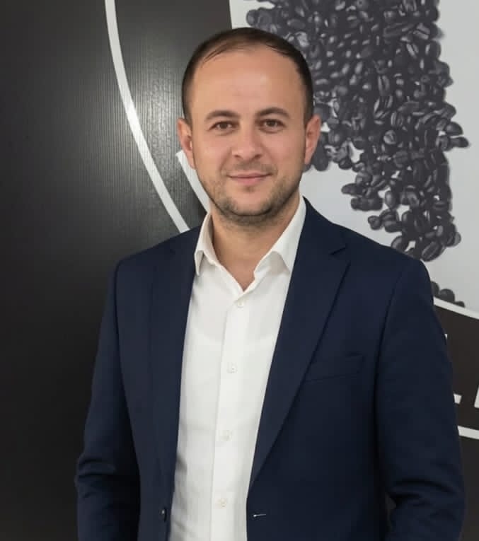 شحاته زكريا يكتب: ما بين الإدراك والتلقين.. أين تقف الحقيقة؟