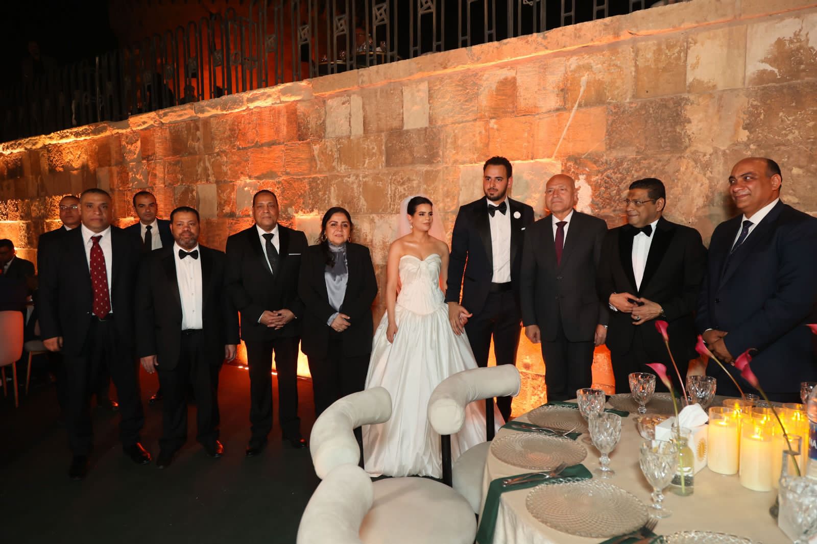 محافظ القاهرة ونجوم المجتمع من السياسين والرياضيين و رجال الأعمال يشاركون داكر عبداللاه بحفل زفاف كريمته