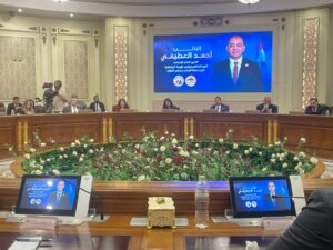 جانب من جلسات الحوار المجتمعي