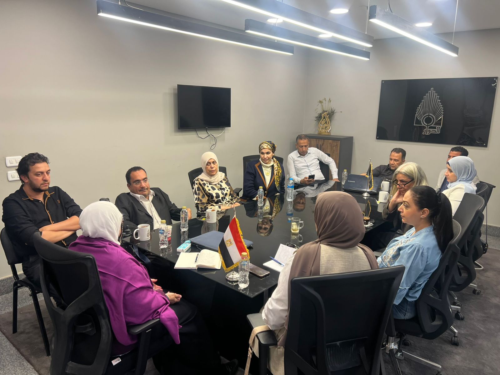 مقترحات لتعزيز حقوق المرأة والطفل، ذوي الإعاقة، والسكن”….اجتماع حزب الوعي لمناقشة الاستراتيجية الوطنية لحقوق الإنسان 2026–2030