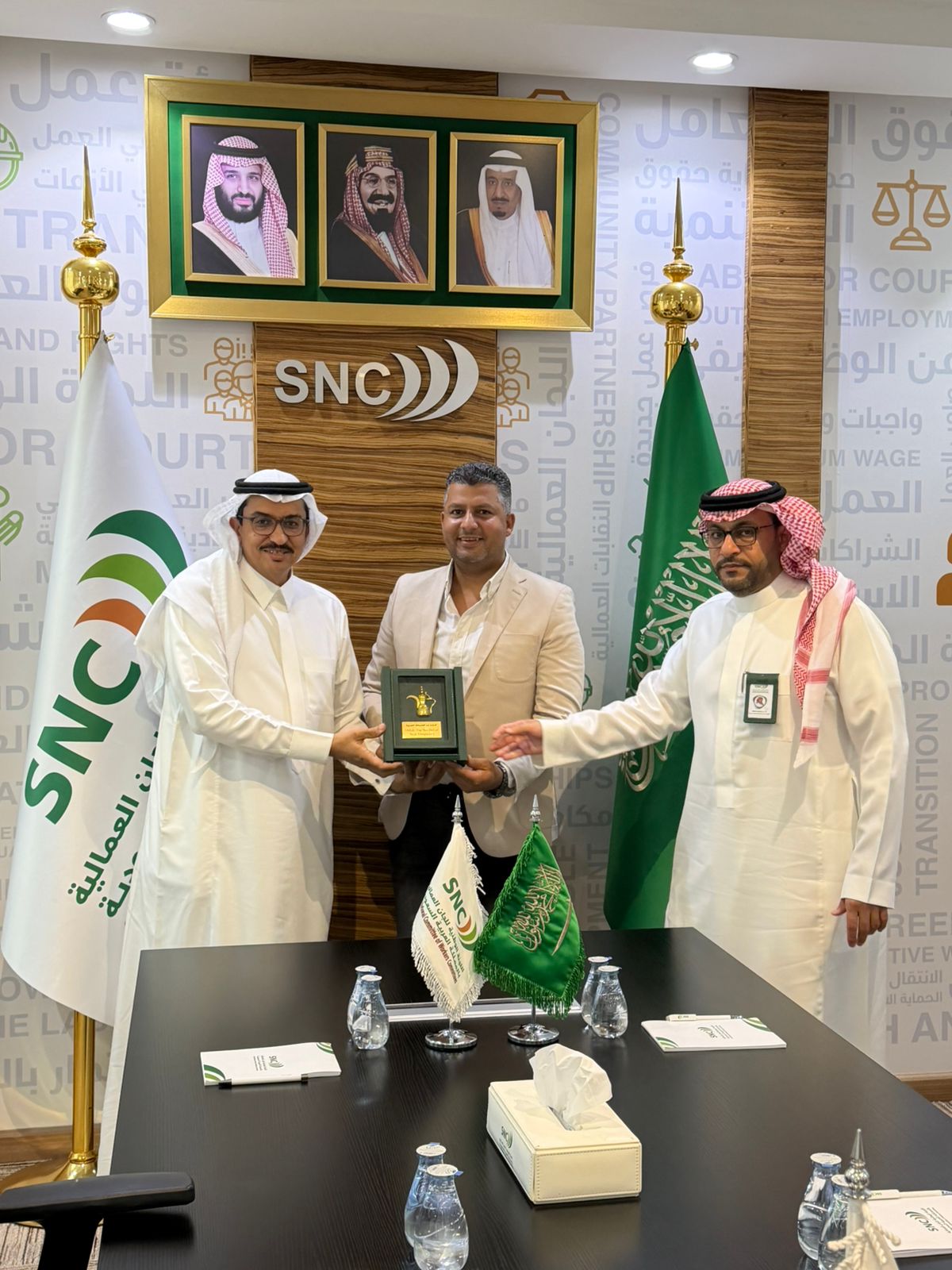 “مجلس الشباب المصري واللجنة الوطنية للجان العمالية بالسعودية يتوافقان على تعزيز حقوق العمال وتطوير بيئة العمل من خلال رؤية مشتركة لمستقبل العمل “