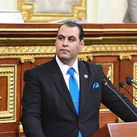 النائب إمام منصور: قرارات الرئيس في عيد العمال تعزز العدالة الاجتماعية وتدعم استقرار سوق العمل