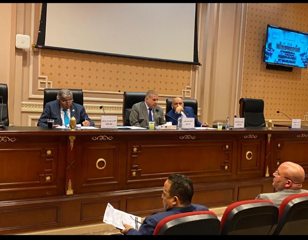 زراعة الشيوخ توصي بتدريب المزارعين على استخدام الميكنة الزراعية واستخدام المعدات الحديثة في الزراعة أو الحصاد لتقليل نسبة الفاقد والهدر والحفاظ على جودة المحاصيل