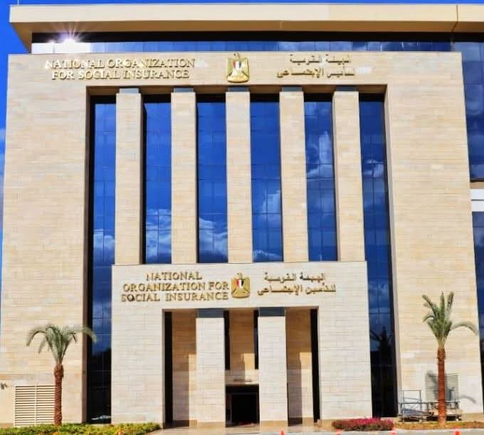 بتوجيهات رئاسية.. صرف معاشات يونيه قبل عيد الأضحى