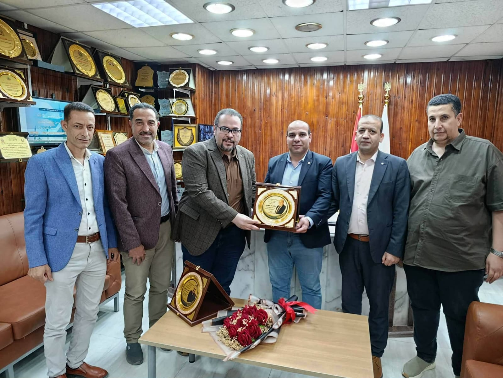 تكريم وكيل وزارة الصحة بالشرقية لجهوده في تطوير المنظومة الصحية بمختلف قرى ومراكز المحافظة