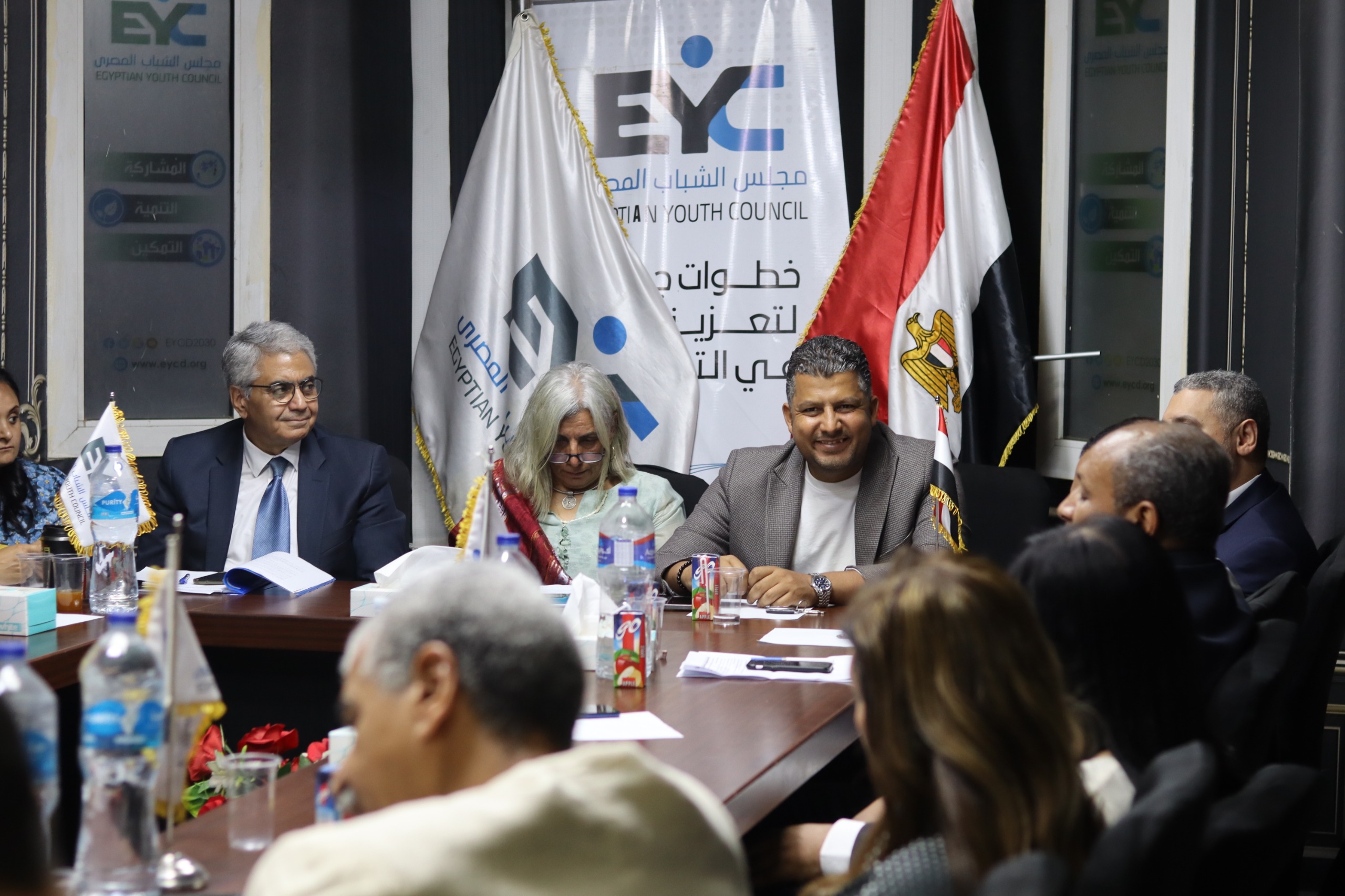 مجلس الشباب المصري يدعو إلى مراعاة حقوق واحتياجات الأشخاص ذوي الإعاقة في مشروع قانون الأحوال الشخصية بحضور برلمانيين ورؤساء أحزاب وقيادات حقوقية