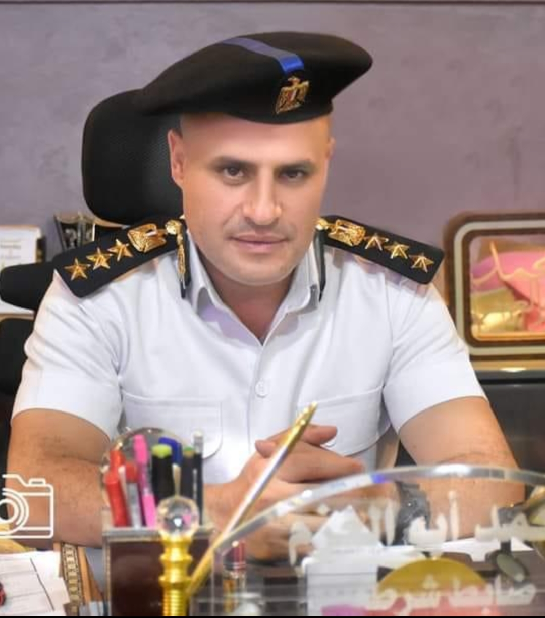 في لفتة إنسانية .. مأمور مركز أشمون يسدد مديونية سجينة ويُنهي عقوبتها قبل عام 2037