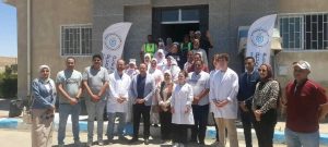 محافظ السويس يدعم صحة المواطنين.. إقبال واسع على مبادرة "إطمن" للكشف المبكر