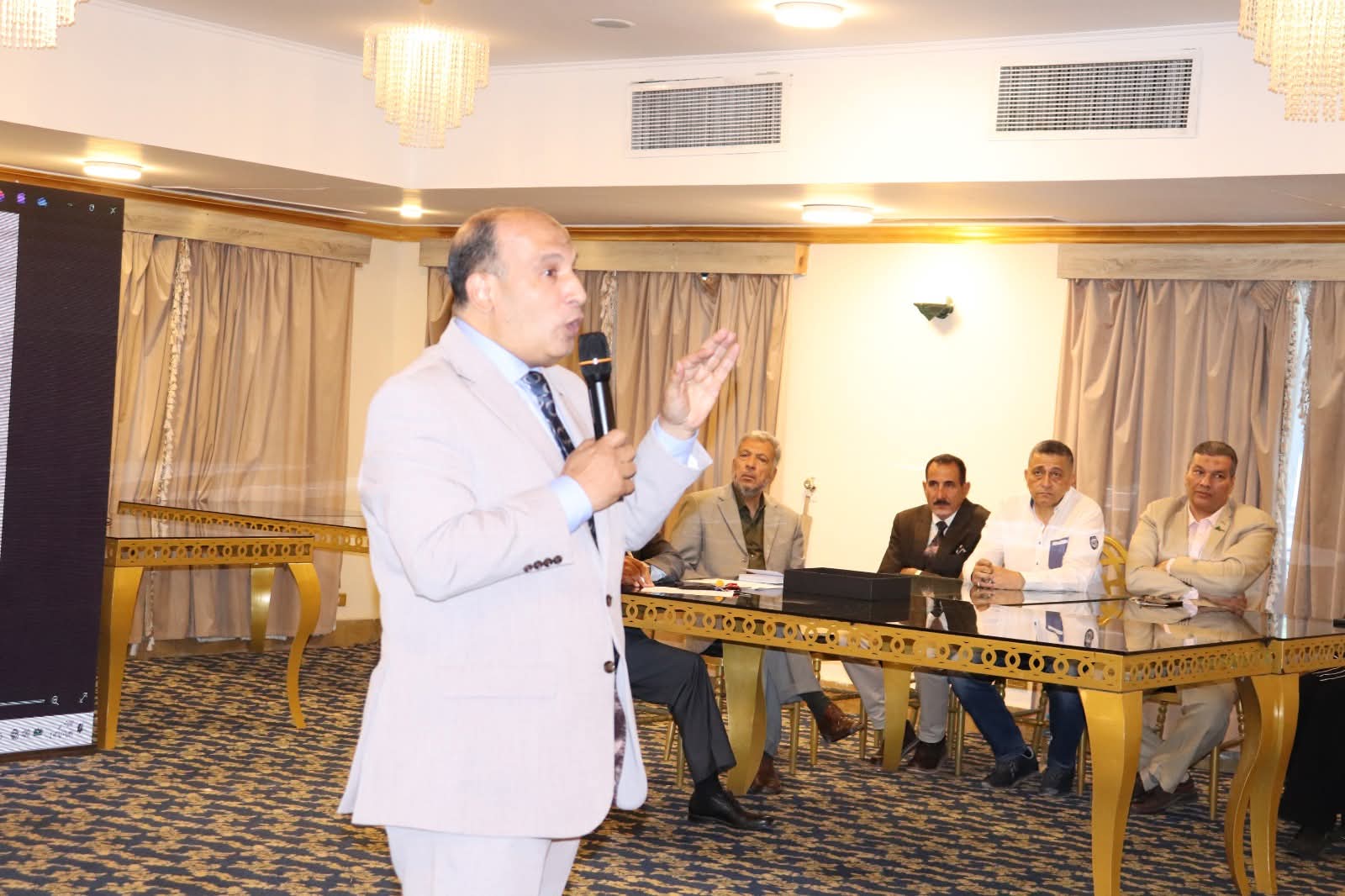 بعد دعوى غل يد مجلس الإدارة.. ملاك «أبراج بداية بالدقي» يقرون إنشاء كيان موحد وينتخبون لجنة تمثلهم