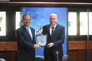 بوابة الأهرام تُكرم المخرج مجدي لاشين الأمين العام للهيئة الوطنية للإعلام : تقديرًا لجهوده في استعادة دور ماسبيرو