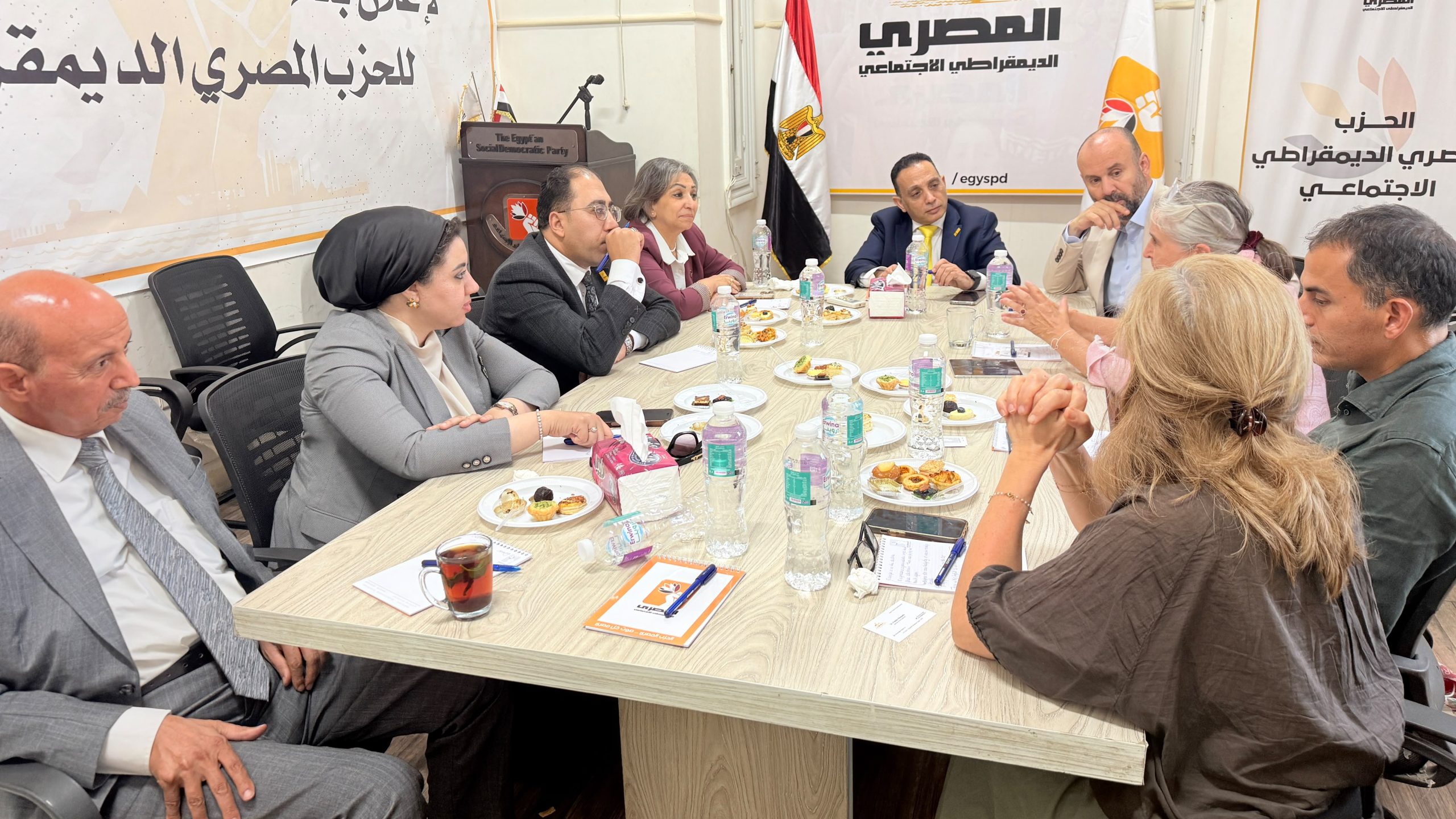 وفد من مجموعة الاشتراكيين والديمقراطيين بالبرلمان الأوروبي يزور مقر الحزب المصري الديمقراطي الاجتماعي