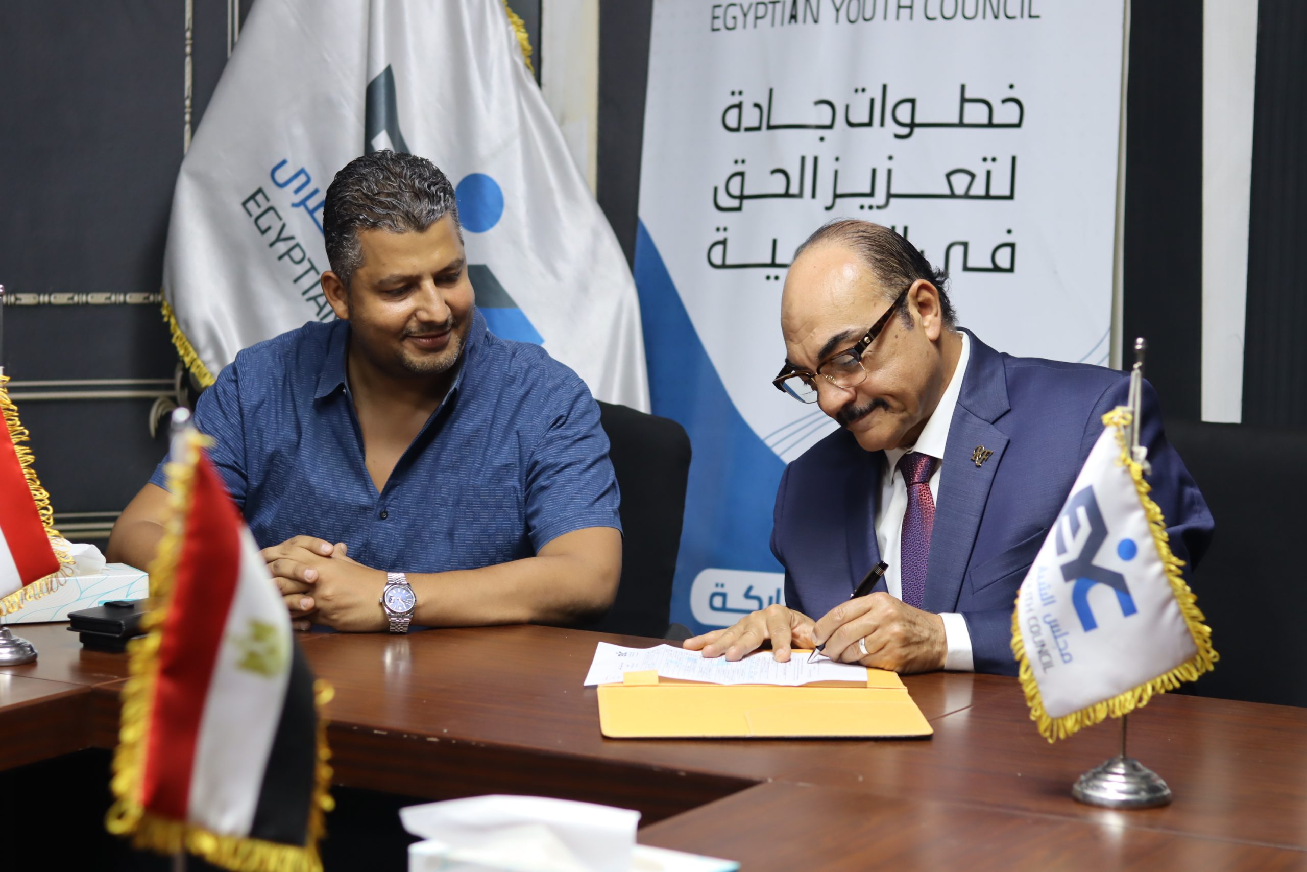 “محافظ الإسكندرية والقليوبية الأسبق ينضم إلى مجلس أمناء مجلس الشباب المصري مشرفًا على ملف الإدارة المحلية والحوكمة”