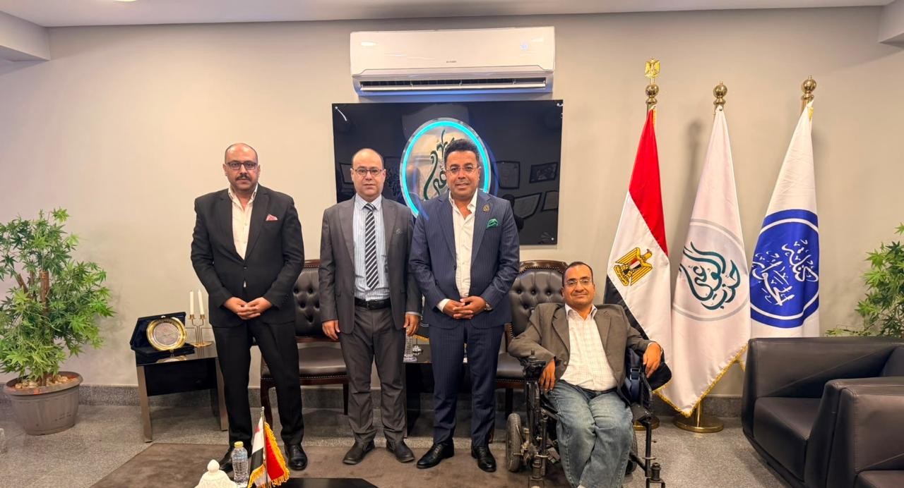 باسل عادل رئيس حزب الوعي يؤكد عمق العلاقات المصرية اليمنية خلال استقباله المدير التنفيذي للمرصد اليمني لحقوق الإنسان