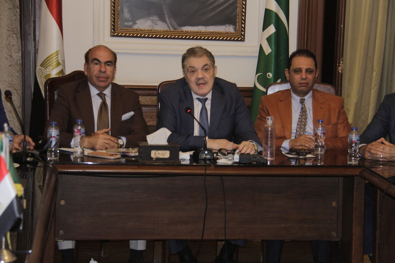الهيئة العليا للوفد: الحفاظ على صحيفة الوفد يفرض واجبًا قانونيًا وأخلاقيًا في التصدي للممارسات التي تهدد استقرارها أو تضر بمصالحها الاقتصادية والمهنية