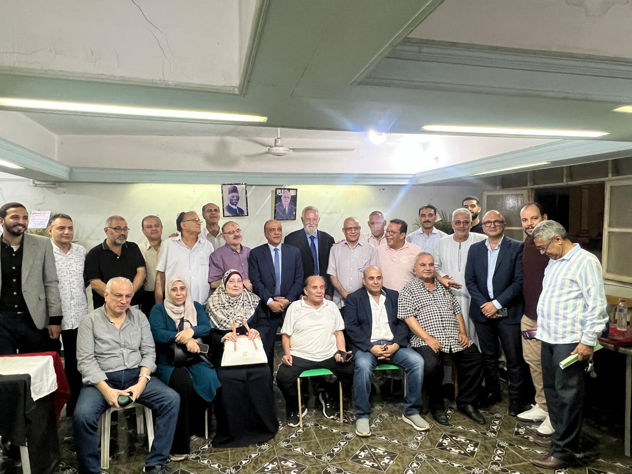 في ثاني اجتماعاتها .. اللجنة المشكلة لاقتراح هيئات مكاتب الوفد في المنوفية تتوافق على اختيار الدكتور محمد كامل رئيسًا شرفيًا