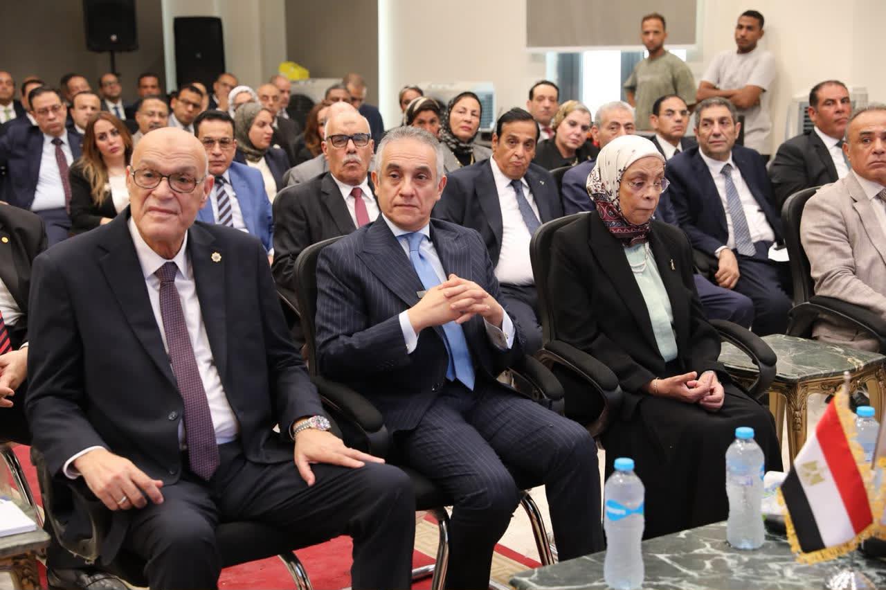 وزير العدل يتفقد “مدينة العدالة” بالعاصمة الجديدة وبرفقته رئيسا هيئة قضايا الدولة وهيئة النيابة الإدارية