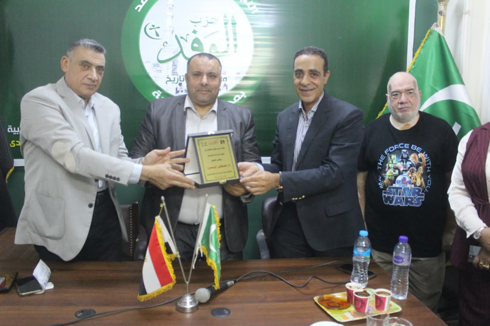 في المحاضرة الثانية لدورة التأهيل السياسي بوفد الغربية.. انضمام عميد «حقوق طنطا» السابق إلى بيت الأمة وإطلاق مبادرات خدمية وطبية بالمحافظة
