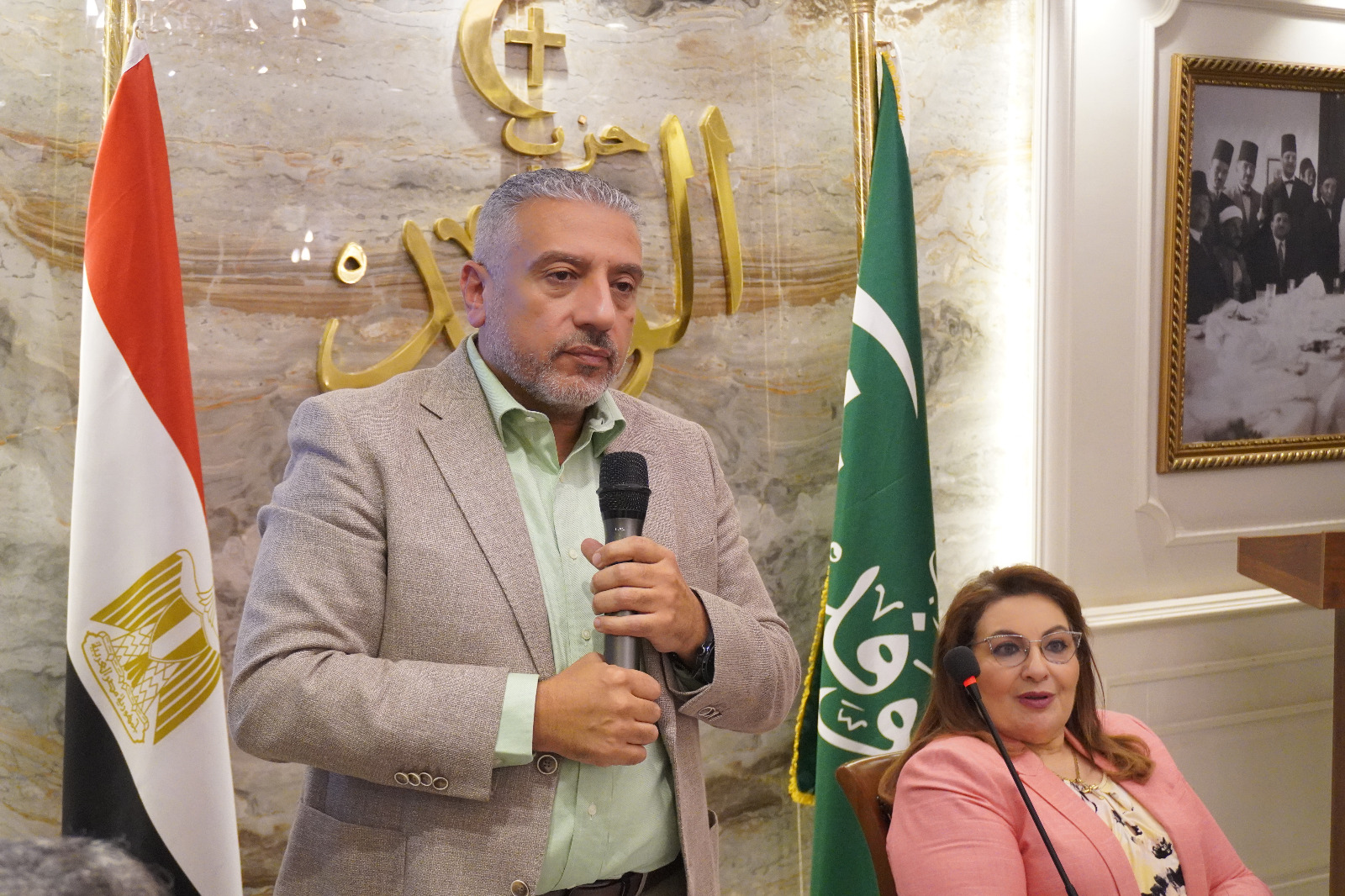 من التفاوض السياسي إلى إدارة المحليات.. معهد الدراسات السياسية بالوفد يؤهل جيلًا جديدًا للعمل العام