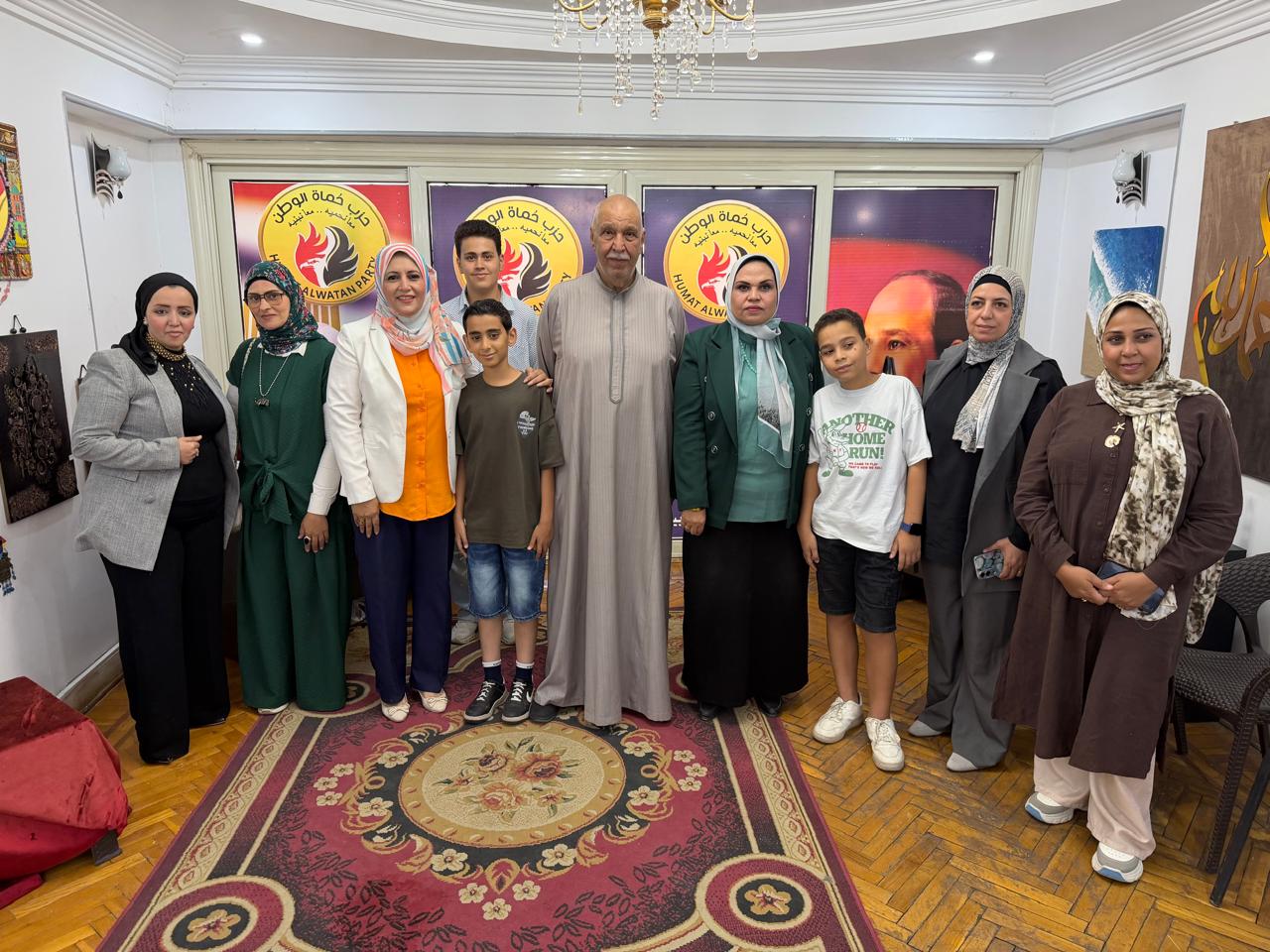 العمدة وفائي مكادي يزور أمانة حماة الوطن بالمنيا تزامناً مع فعاليات مهرجان حماة الإبداع