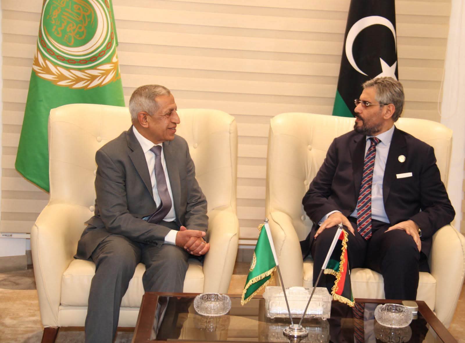 السفير الليبي يبحث مع رئيس الأكاديمية العربية للعلوم والتكنولوجيا والنقل البحري سبل تعزيز التعاون المشترك