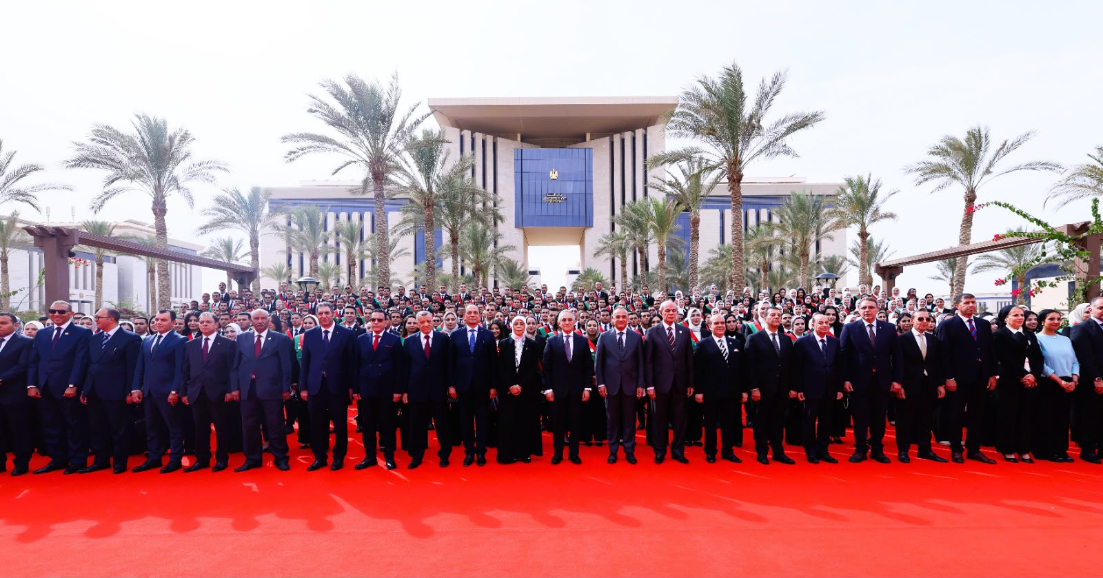 وزير العدل يشهد أداء اليمين القانونية لمعاوني النيابة الإدارية الجدد بحضور رئيسة الهيئة وأعضاء المجلس الأعلى