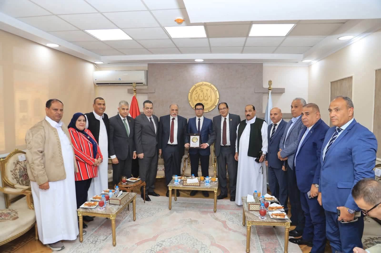 من سوهاج إلى مطروح.. مستقبل وطن يجوب المحافظات بمجموعة مبادرات لتخفيف الأعباء عن سكانها وتلبية احتياجاتهم